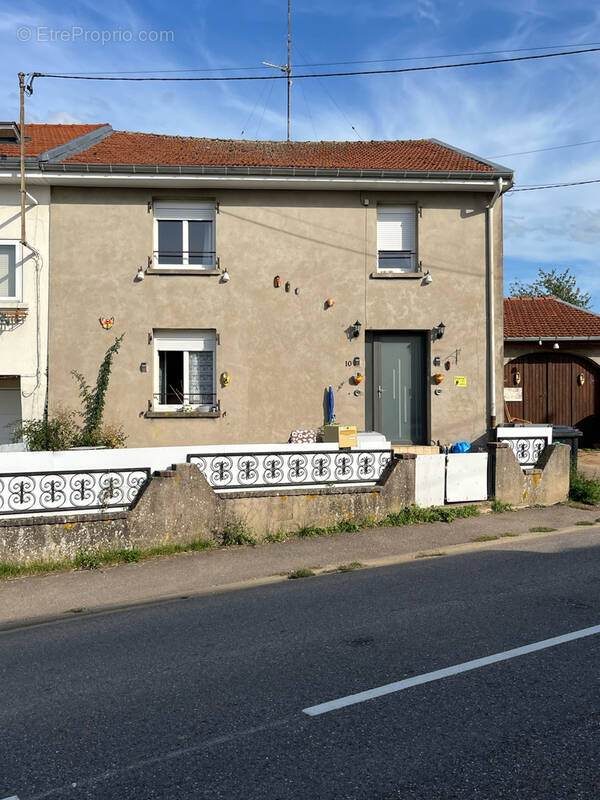 Maison à VILLE-EN-VERMOIS