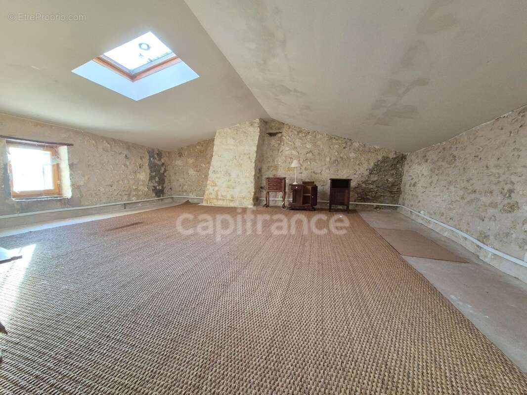 Ensemble de 2 maisons indépendantes à vendre, BUSSAC SUR CHARENTE (17) - photo 29
