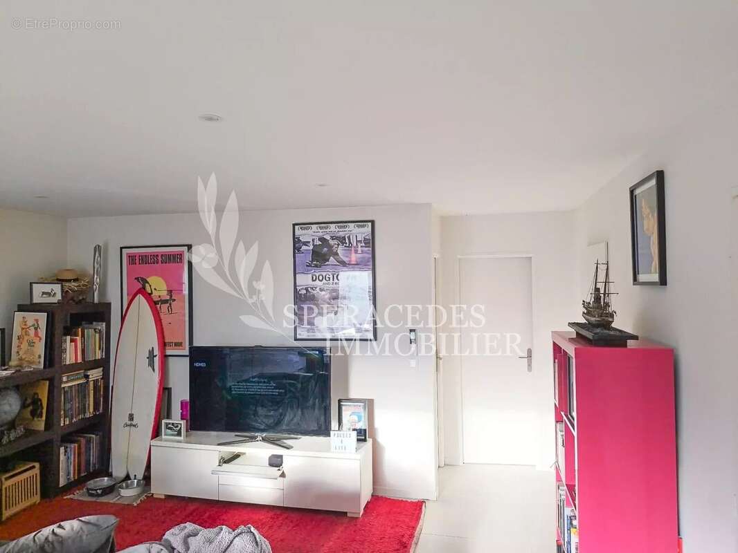 Appartement à SPERACEDES