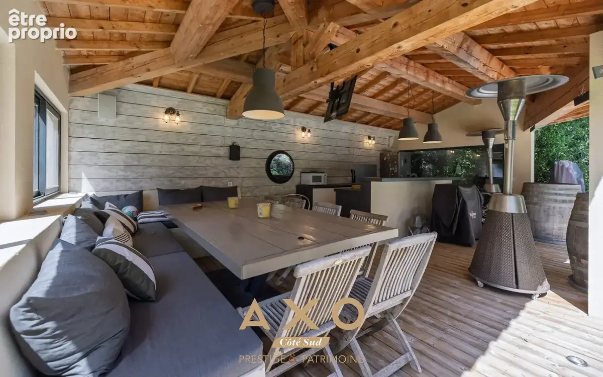 Éguilles - maison - 260 m² - 6 chambres - piscine - pool-house - terrain 4 000 m² - 1 530 000  - photo 5