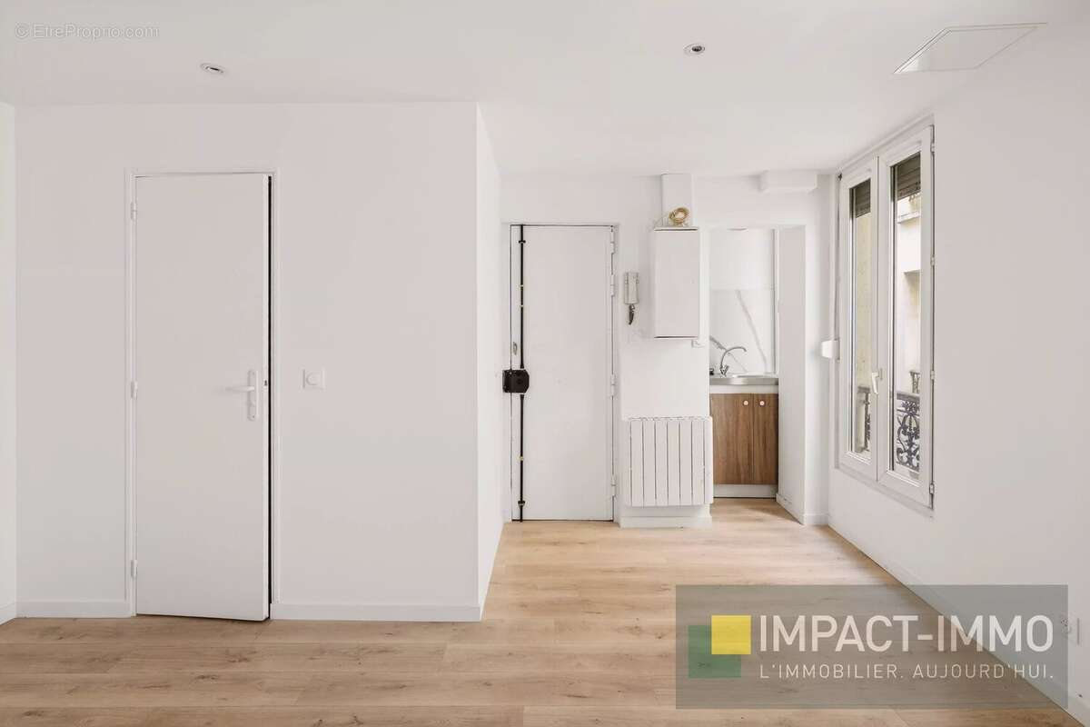Appartement à PARIS-18E