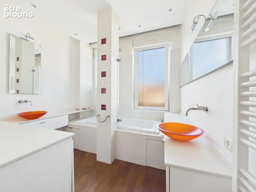 CONTADES - Appartement F7 de 205 m² à vendre - photo 9