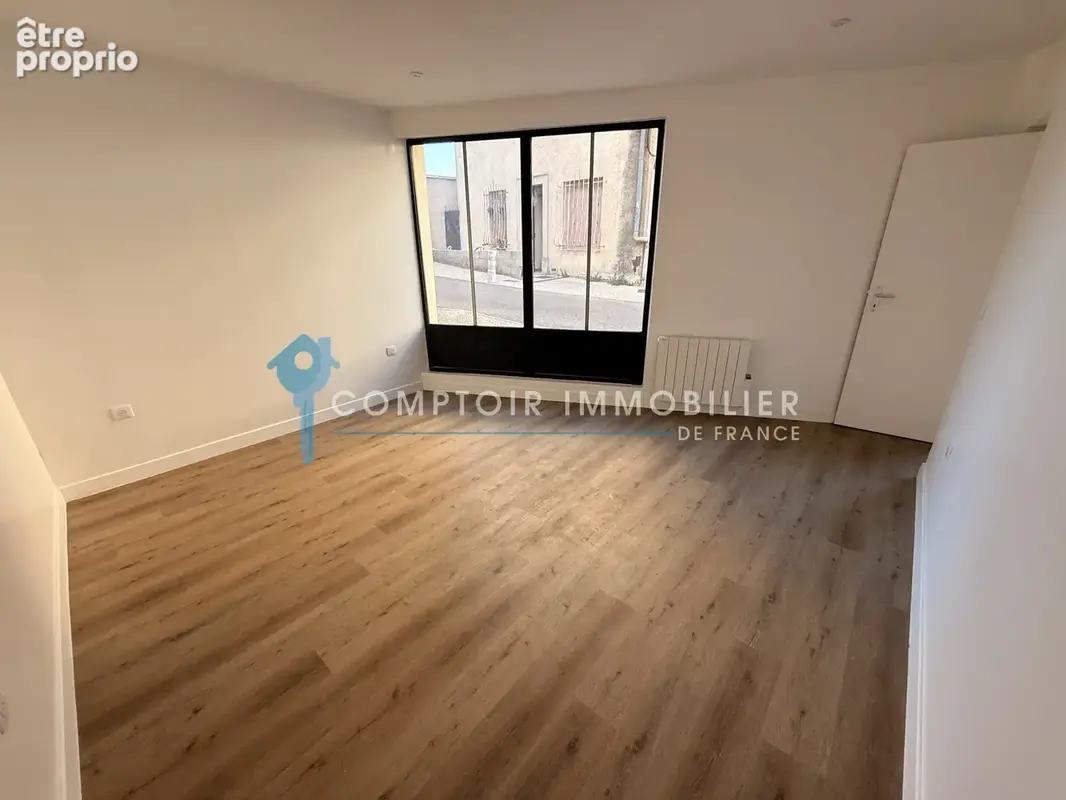 07 - vals les bains - appartement t2 dans immeuble renove - photo 6