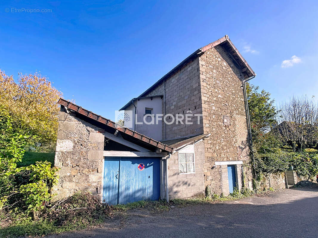 Maison à SAINT-VICTURNIEN