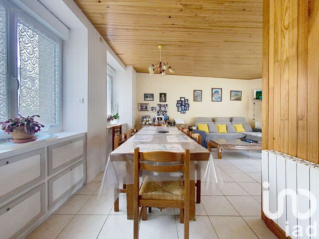 Photo 2 - Maison à LA BOUSSAC