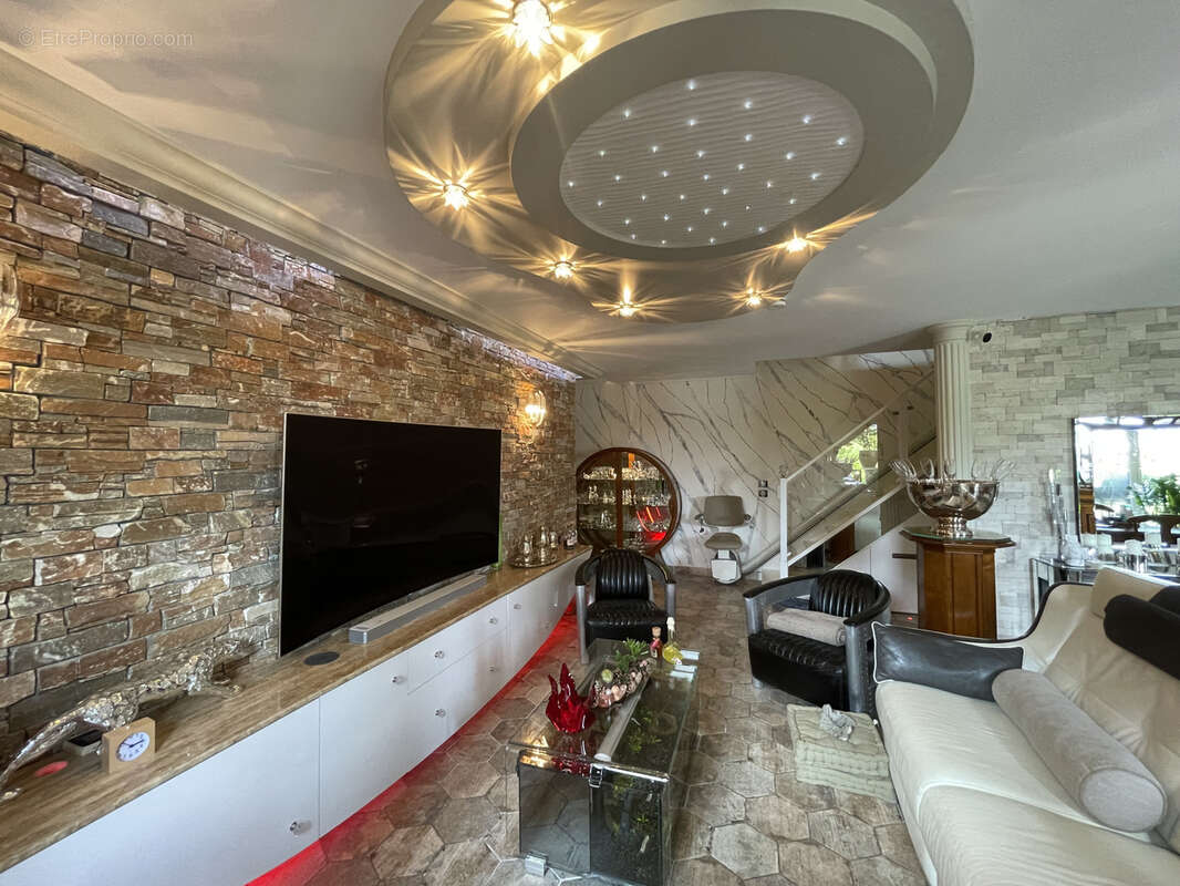 Appartement à SAINT-OUEN-L'AUMONE