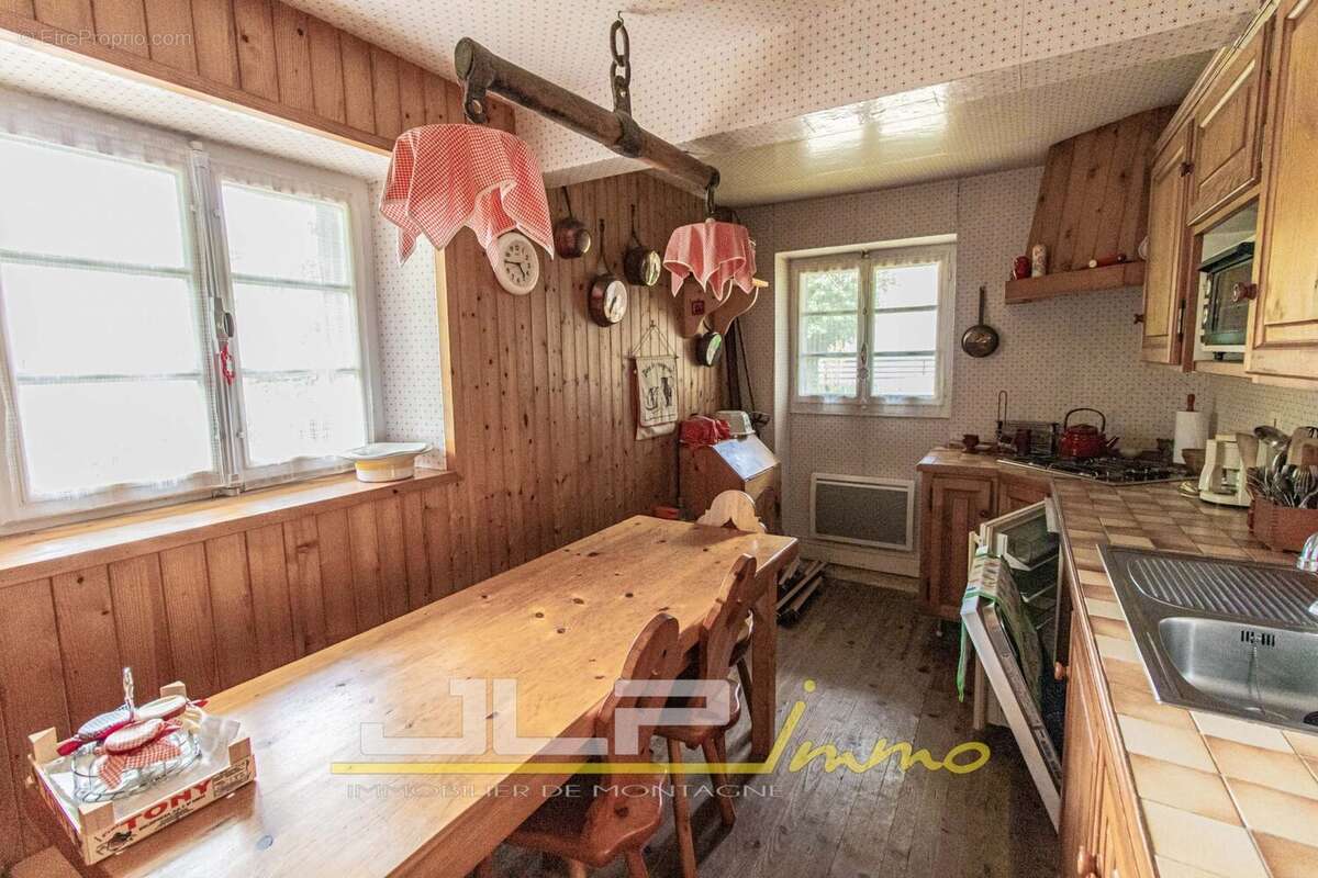Appartement à SAINT-GERVAIS-LES-BAINS