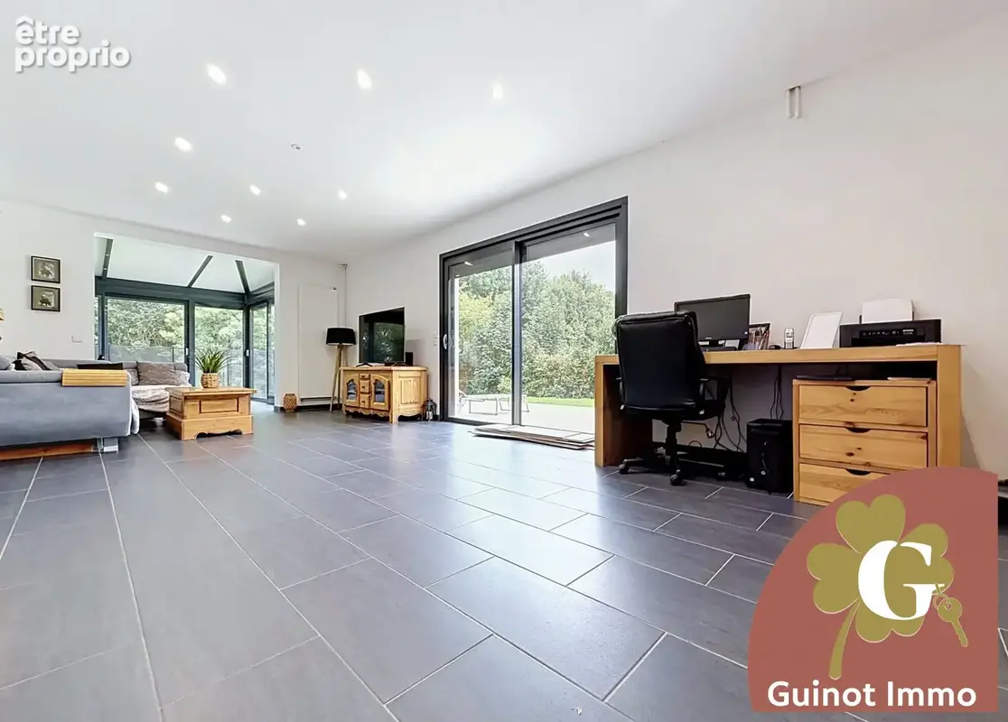 Maison 8 pièces 208 m² à vendre à Lillebonne (76170) - photo 3