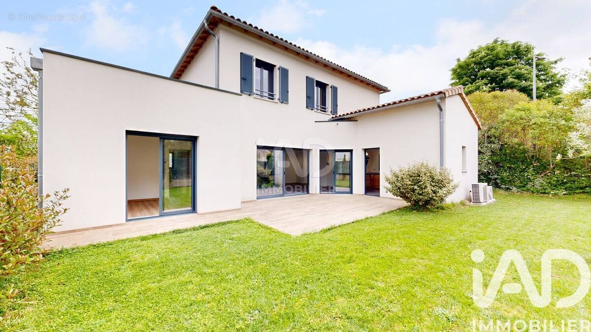 Photo 1 - Maison à POMPERTUZAT
