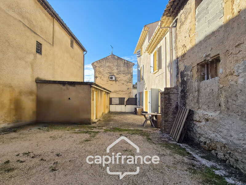 Maison à MONTFAUCON