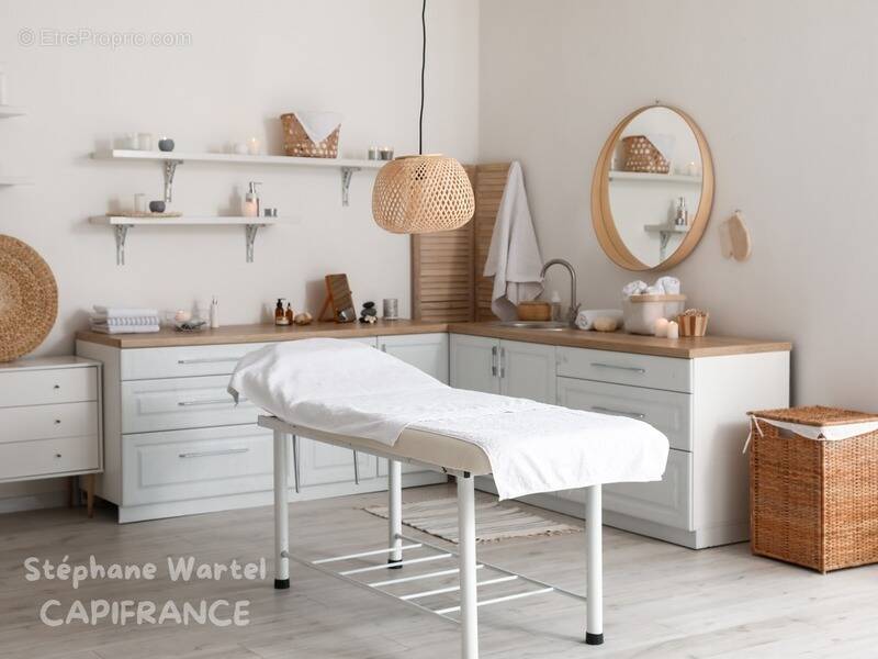 Commerce à CHANTILLY