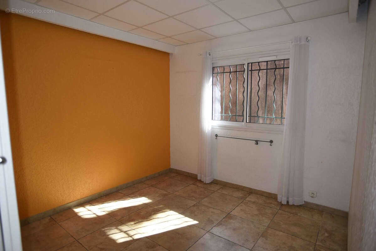Appartement à MOUANS-SARTOUX