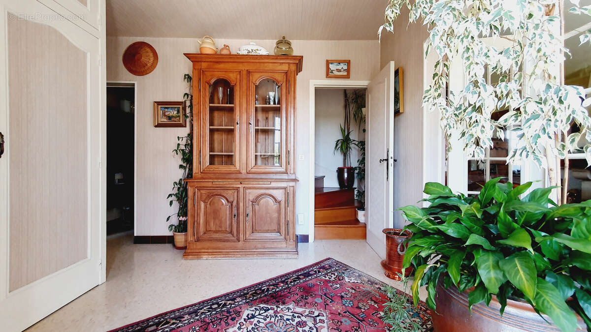 Maison à SAINTE-GENEVIEVE