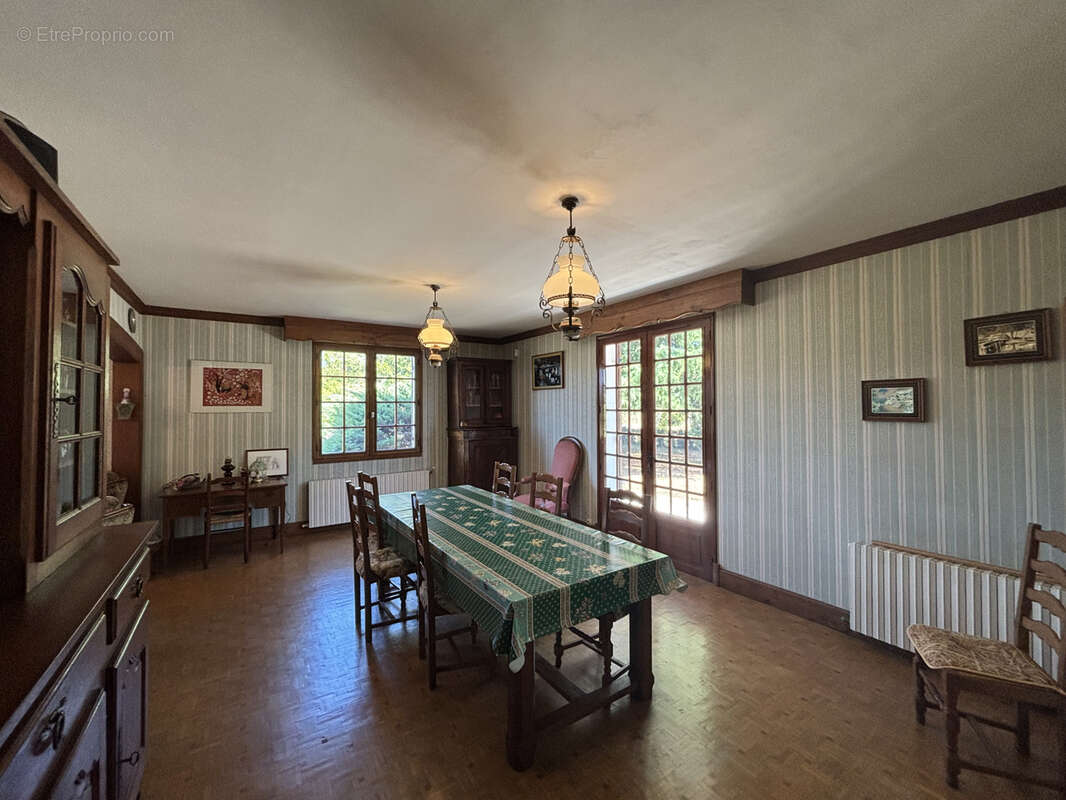 Maison à SAINT-AULAYE