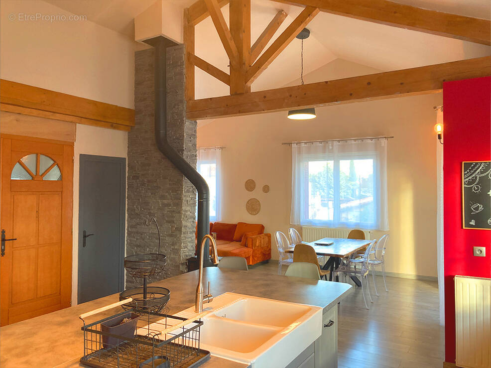 Maison à MONTELIMAR