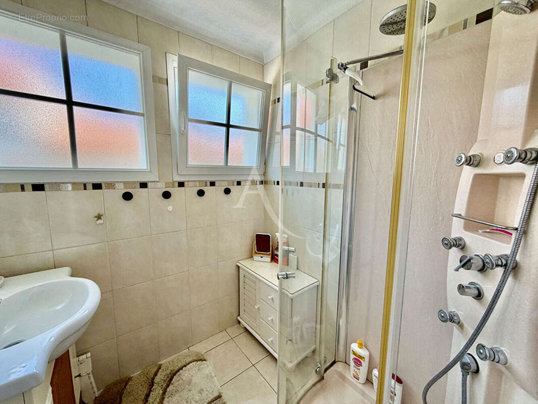 Maison  4 pièce(s) 145 m2 - photo 8