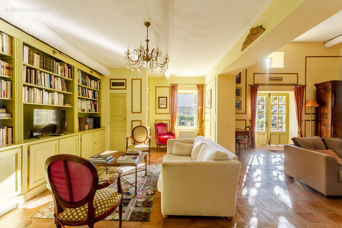 Maison à UZES