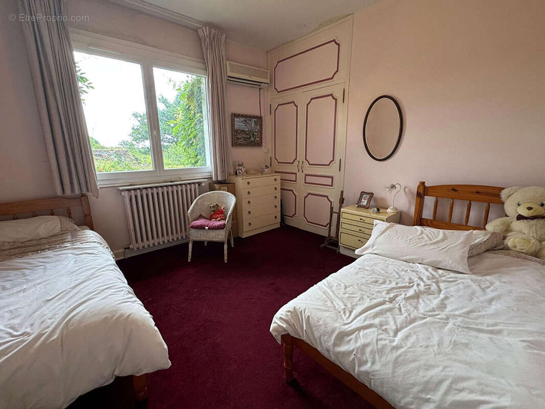 Maison à BUSSIERE-POITEVINE