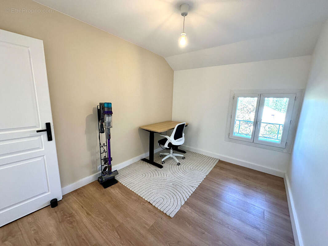 Appartement à EYRAGUES