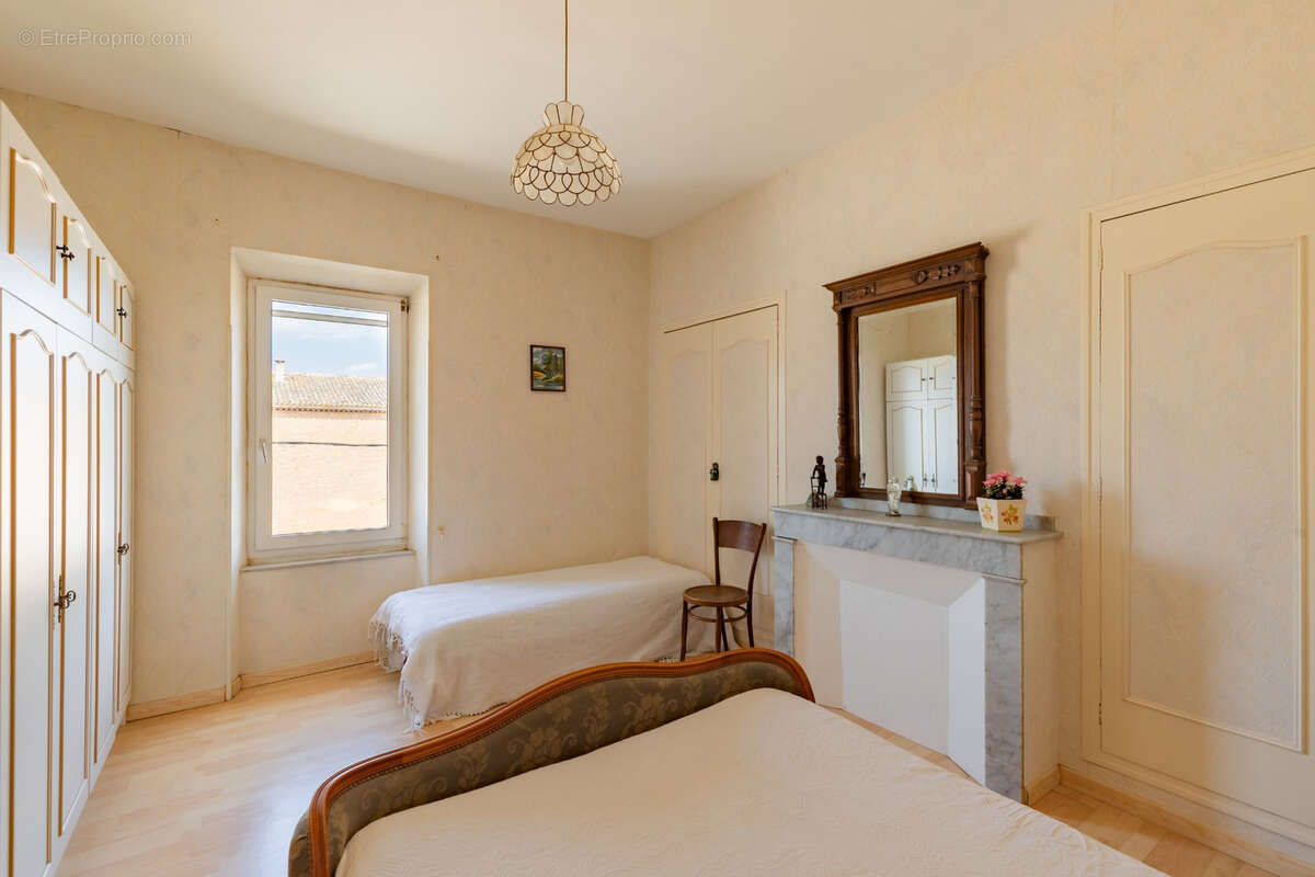 Maison à LEZIGNAN-CORBIERES