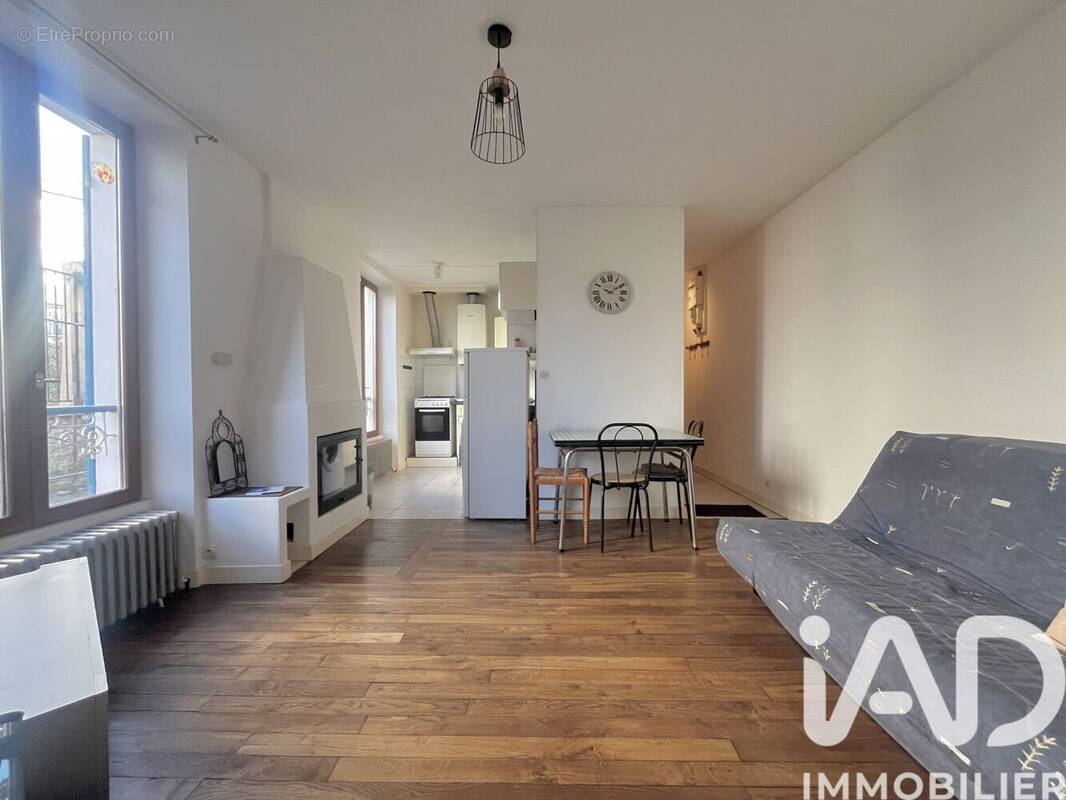Photo 1 - Appartement à CORBEIL-ESSONNES