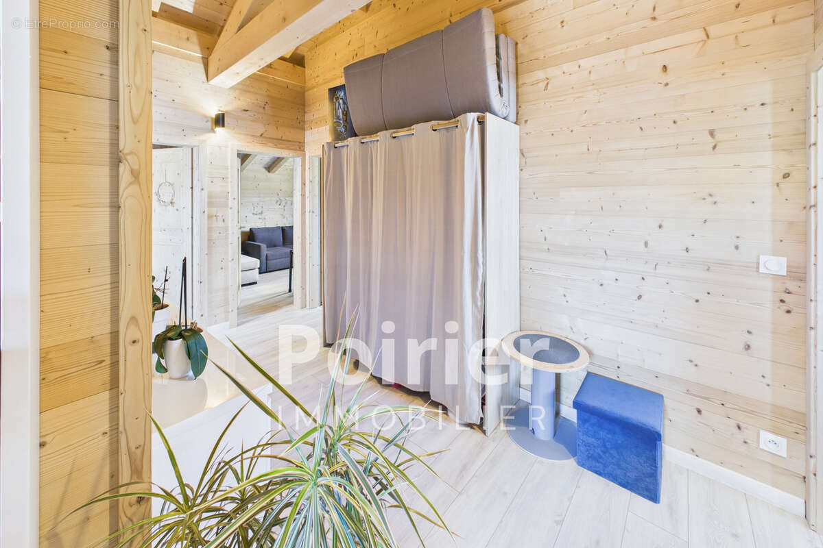 Maison à THOLLON-LES-MEMISES