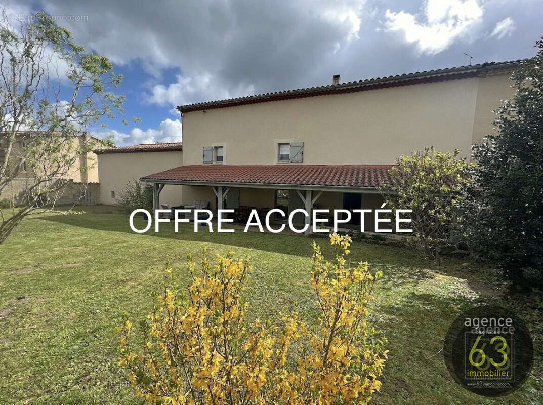 Maison à BILLOM