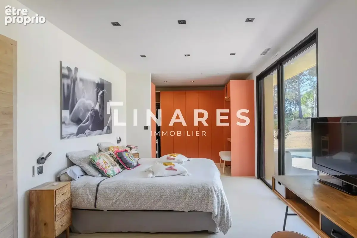 QUINTESSENCE - Villa T5 de 240m² - Garage de 115m² - Piscine - Terrain de 2900m² - 13011 EOURES - photo 9