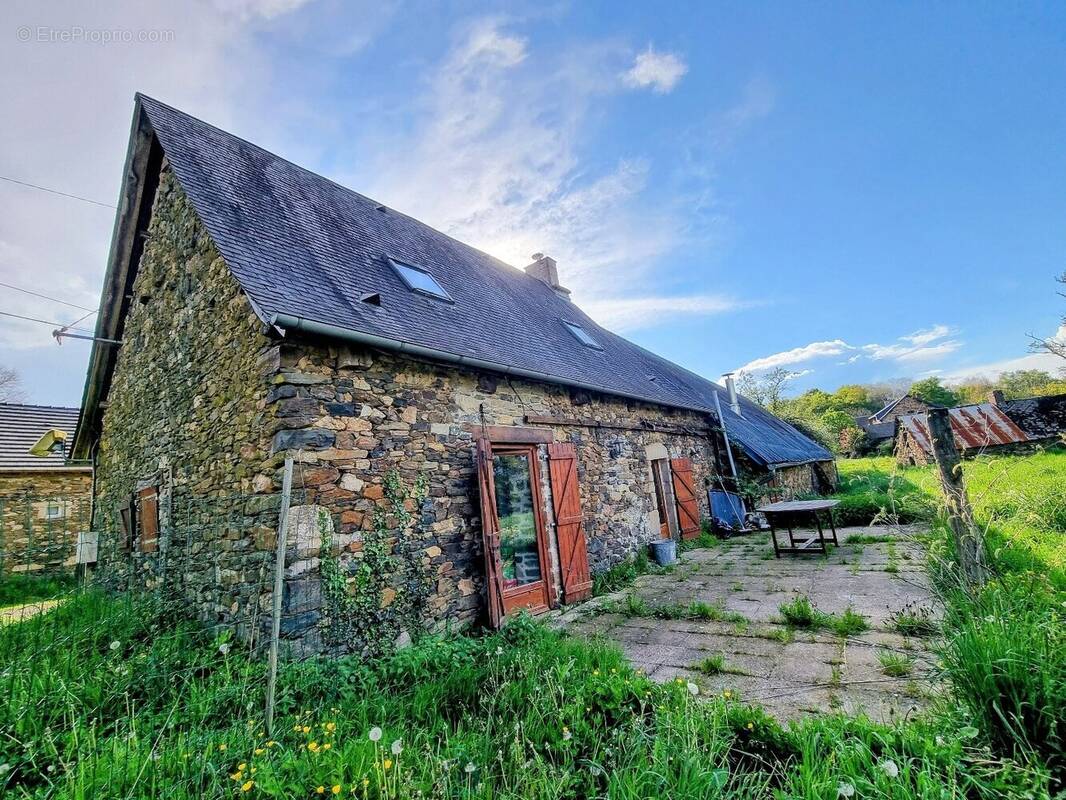 Maison à CHAMBOULIVE