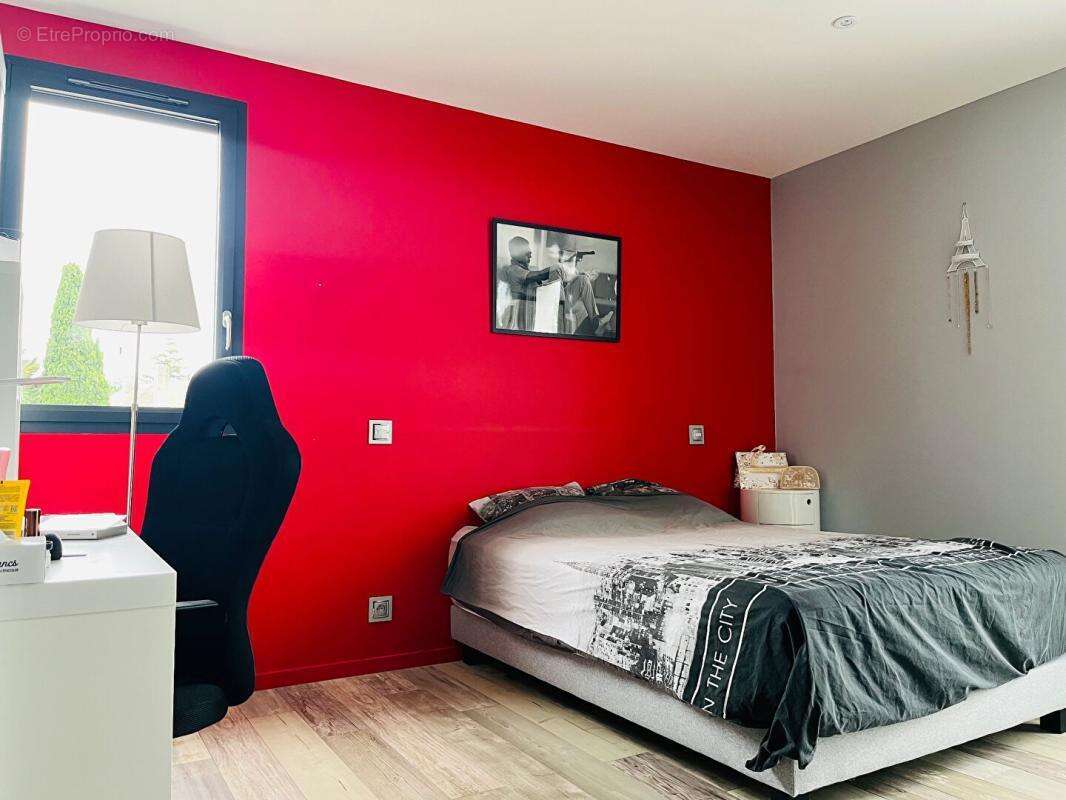 Villa contemporaine à Balma 210 m2, avec piscine et jacuzzi - photo 14