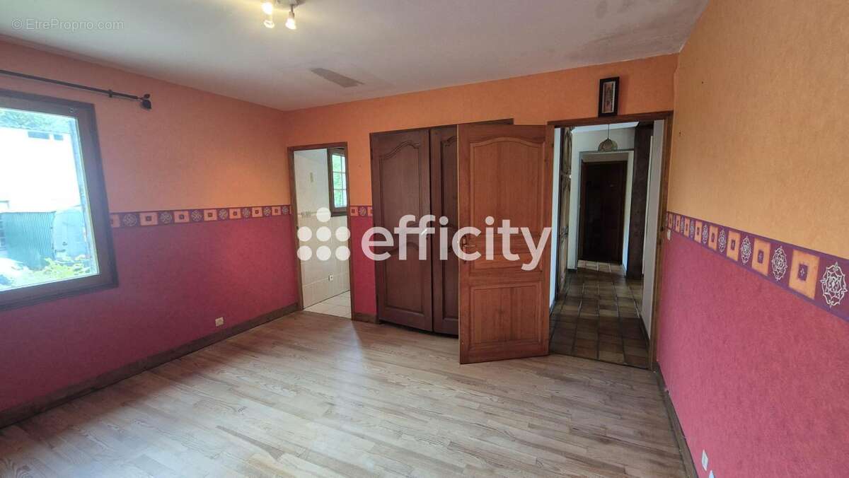 Maison 207 m² à Mandeville-En-Bessin  - photo 14