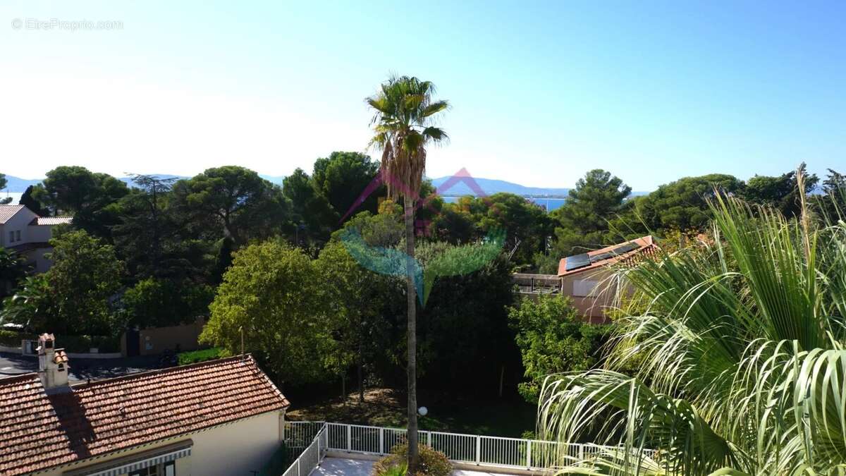 Appartement à SAINT-RAPHAEL