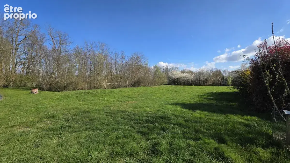 Terrain à MARLIEUX