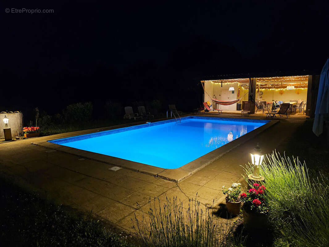 piscine la nuit - Maison à MIREPOIX