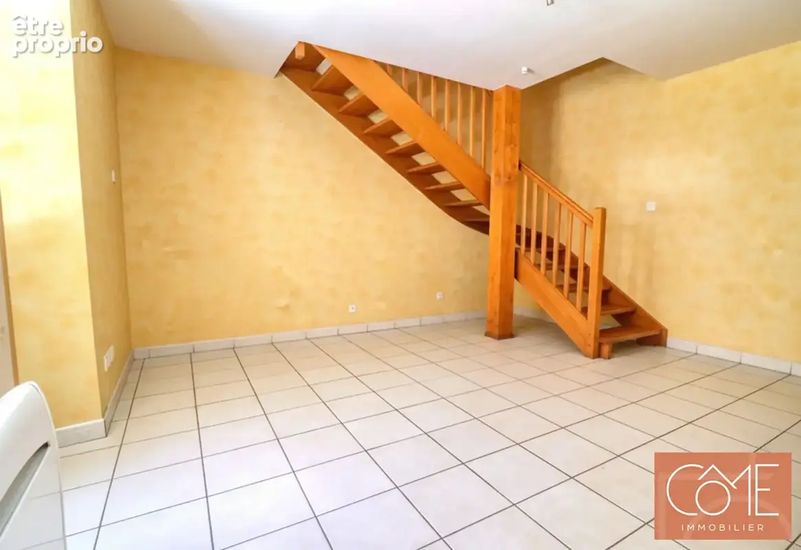 À vendre en exclusivite - 35850 geveze - centre bourg - appartement t2 duplex - 38.41 m² hab et 46.05 m² au sol - parking couver - photo 2