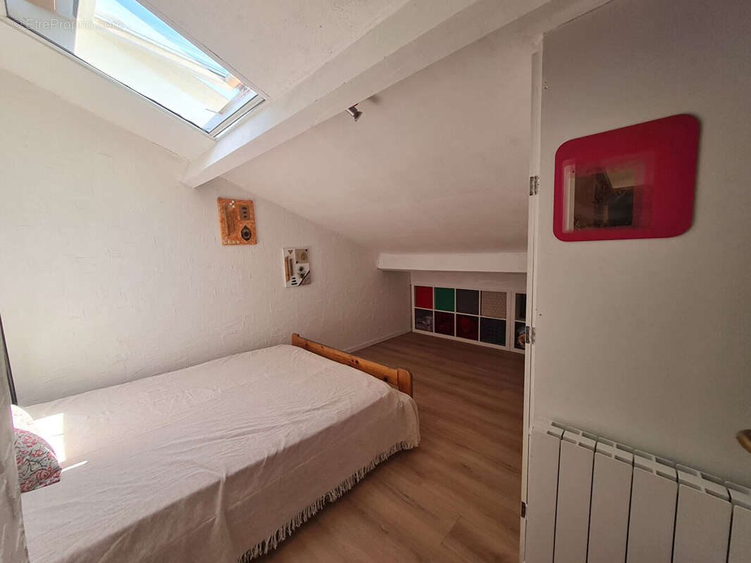 Bord De Mer +Appartement  4 pièces + Terrasse  *  (83430) Saint-Mandrier-sur-Mer - photo 8