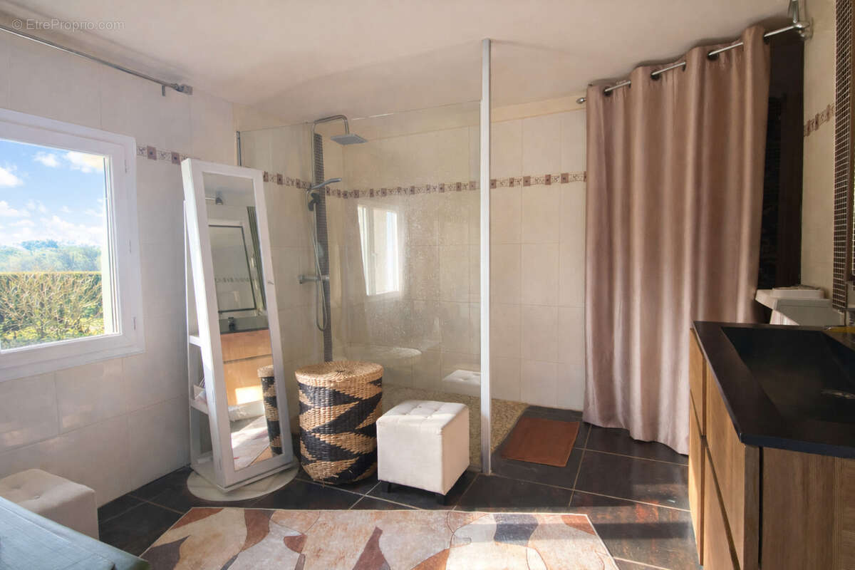 Maison à BAZAS