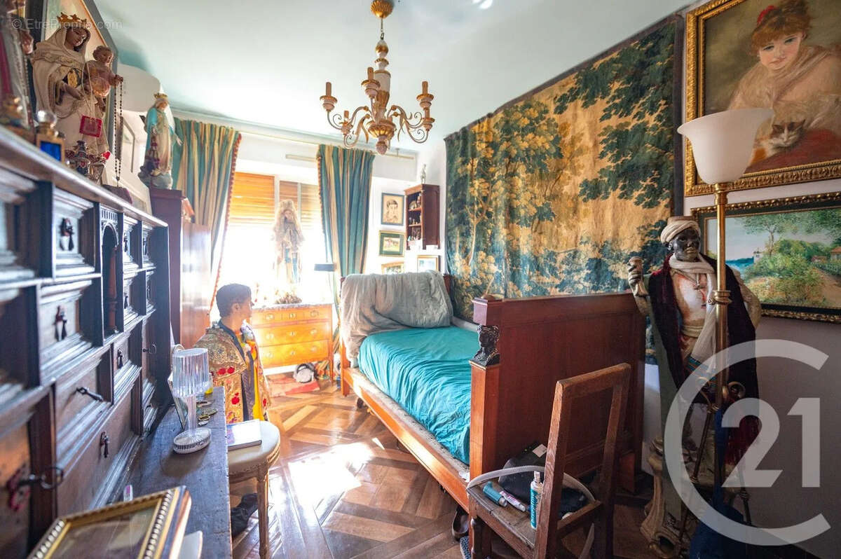 Appartement à HYERES