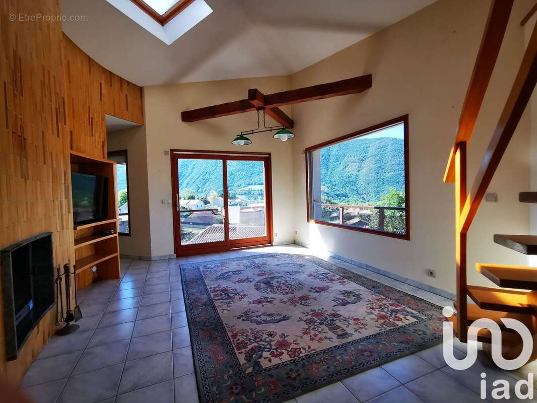 Photo 3 - Maison à SAINT-GEORGES-DE-COMMIERS