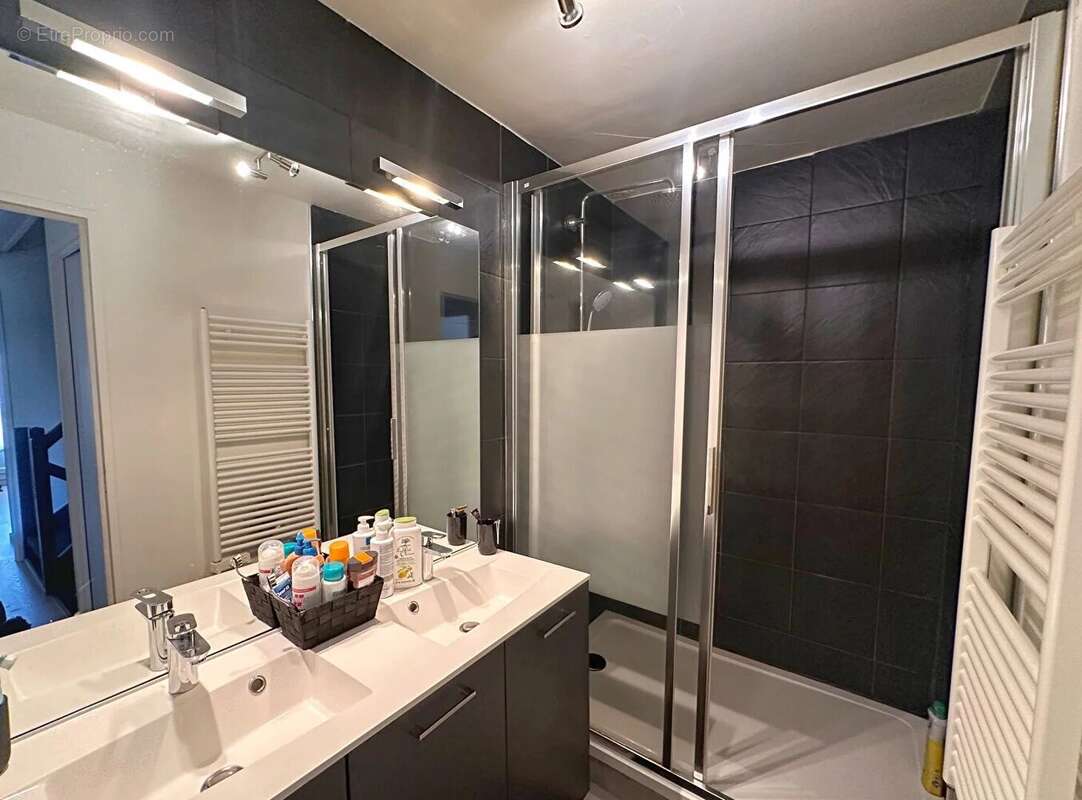 Maison à MONTMORENCY