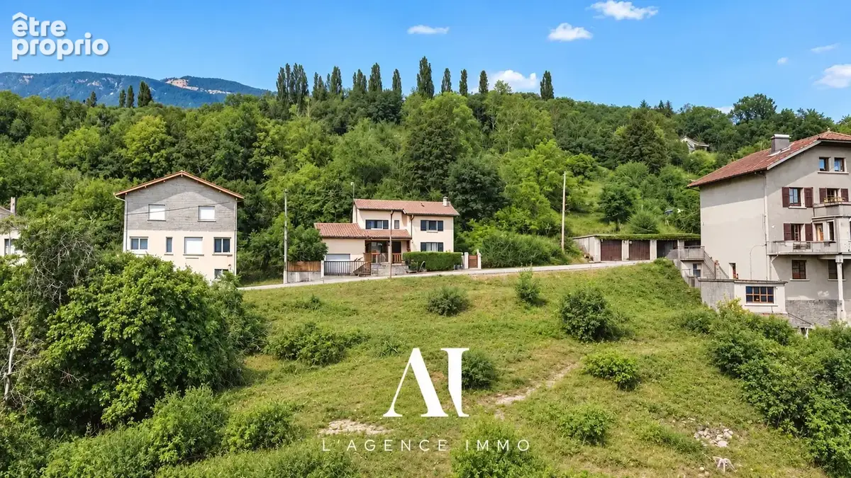 Terrain 1 100 m² à vendre à Lancrans (01200) - photo 2