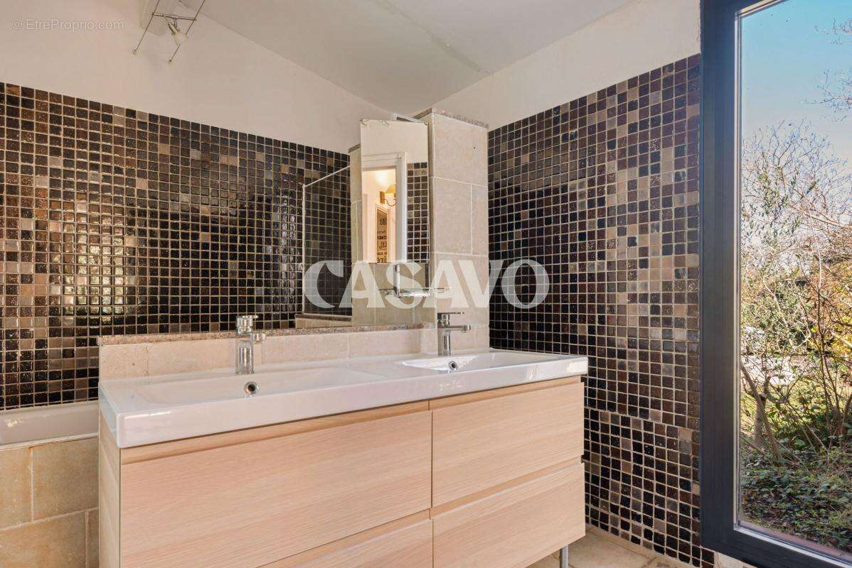 Maison à AIX-EN-PROVENCE