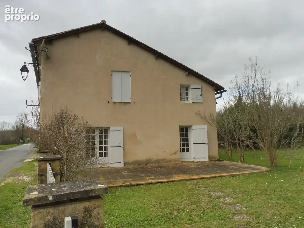 Dans un petit village de la double - photo 6