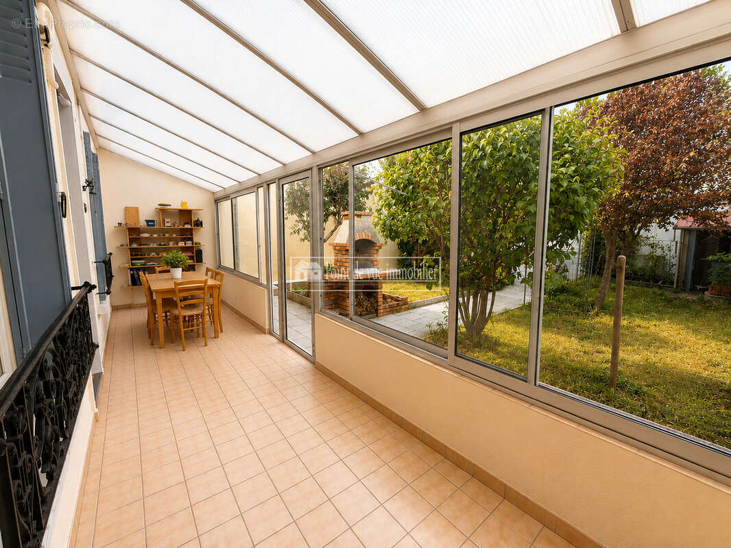 Maison individuelle 4 pièces de 100m2 sur 247m2 de terrain - photo 3