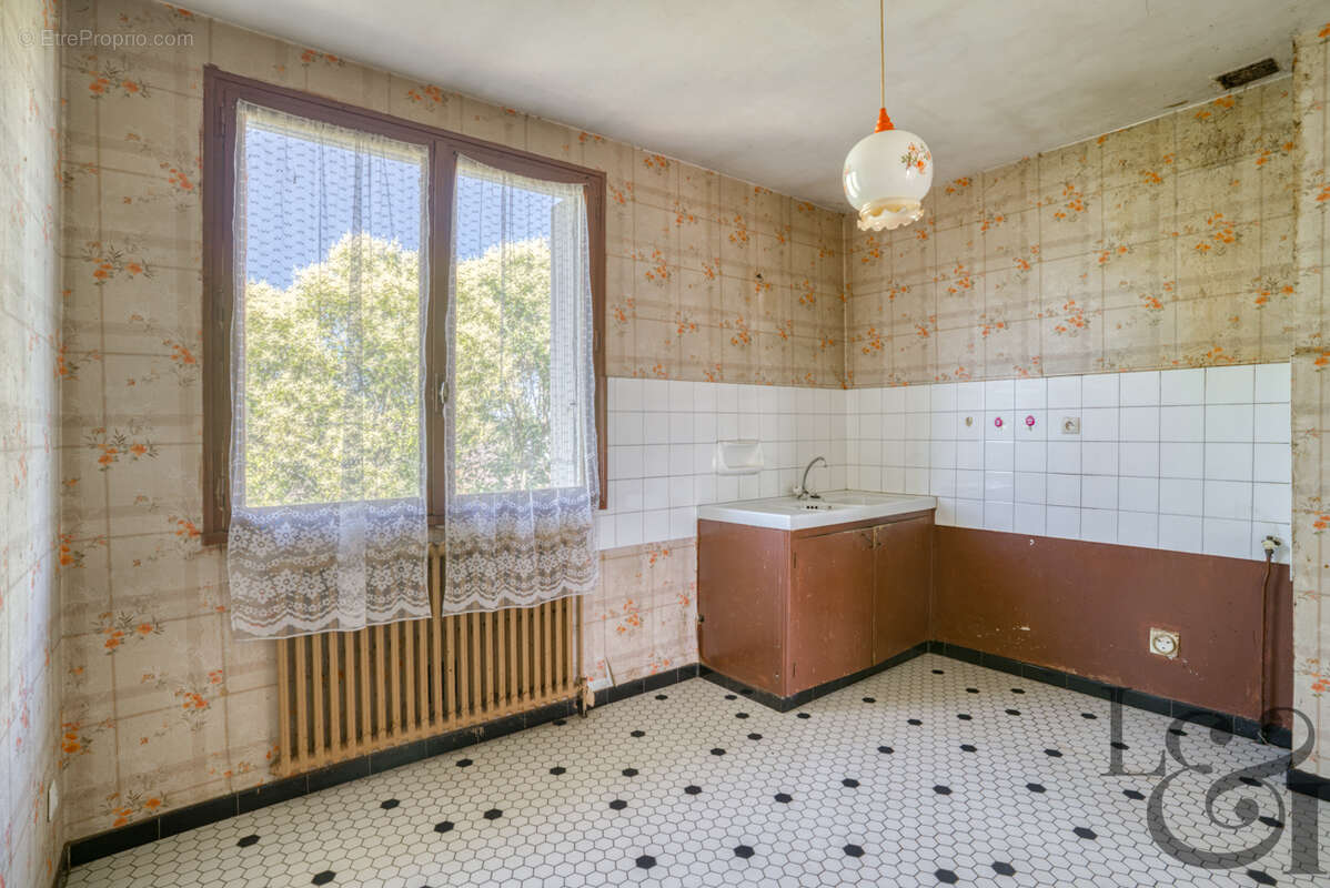 Maison traditionnelle des années 1970 à vendre à Villeneuve-sur-Lot - photo 8