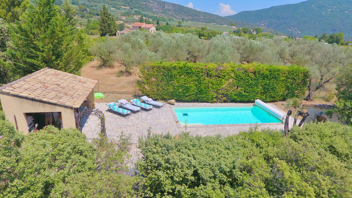 Nyons - elegante villa provencale avec piscine et vue - photo 7