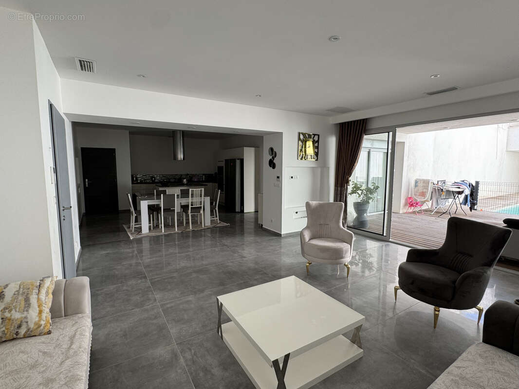 Maison à CLERMONT-L'HERAULT