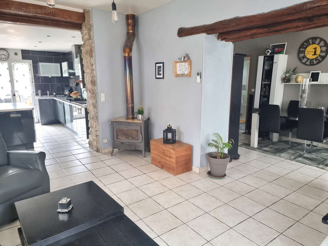 Maison à LIVRY-SUR-SEINE