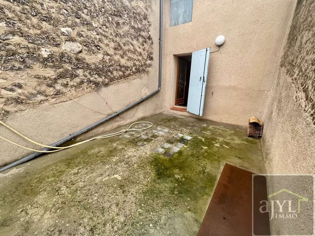 Appartement à CHARLEVAL