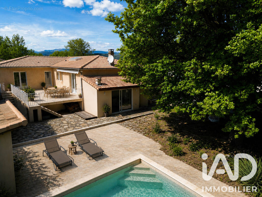 Photo 1 - Maison à SAINT-JULIEN-DU-SERRE